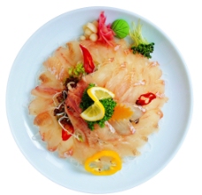 锅物料理生鱼片图片