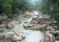 小溪 石头图片