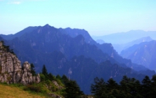 高清晰高质量神农架大峡谷山景图片