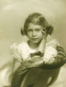 童年时代的伊莉莎白二世图片